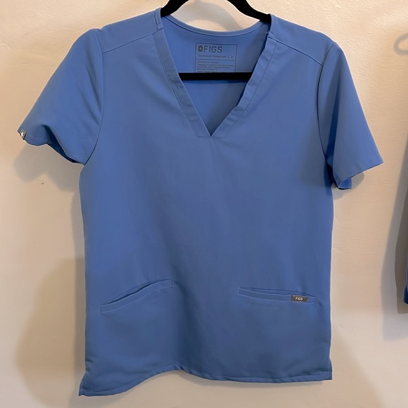 Figs blue scrub set. PO# 1805 and PO# 1383 - Picture 2 of 11